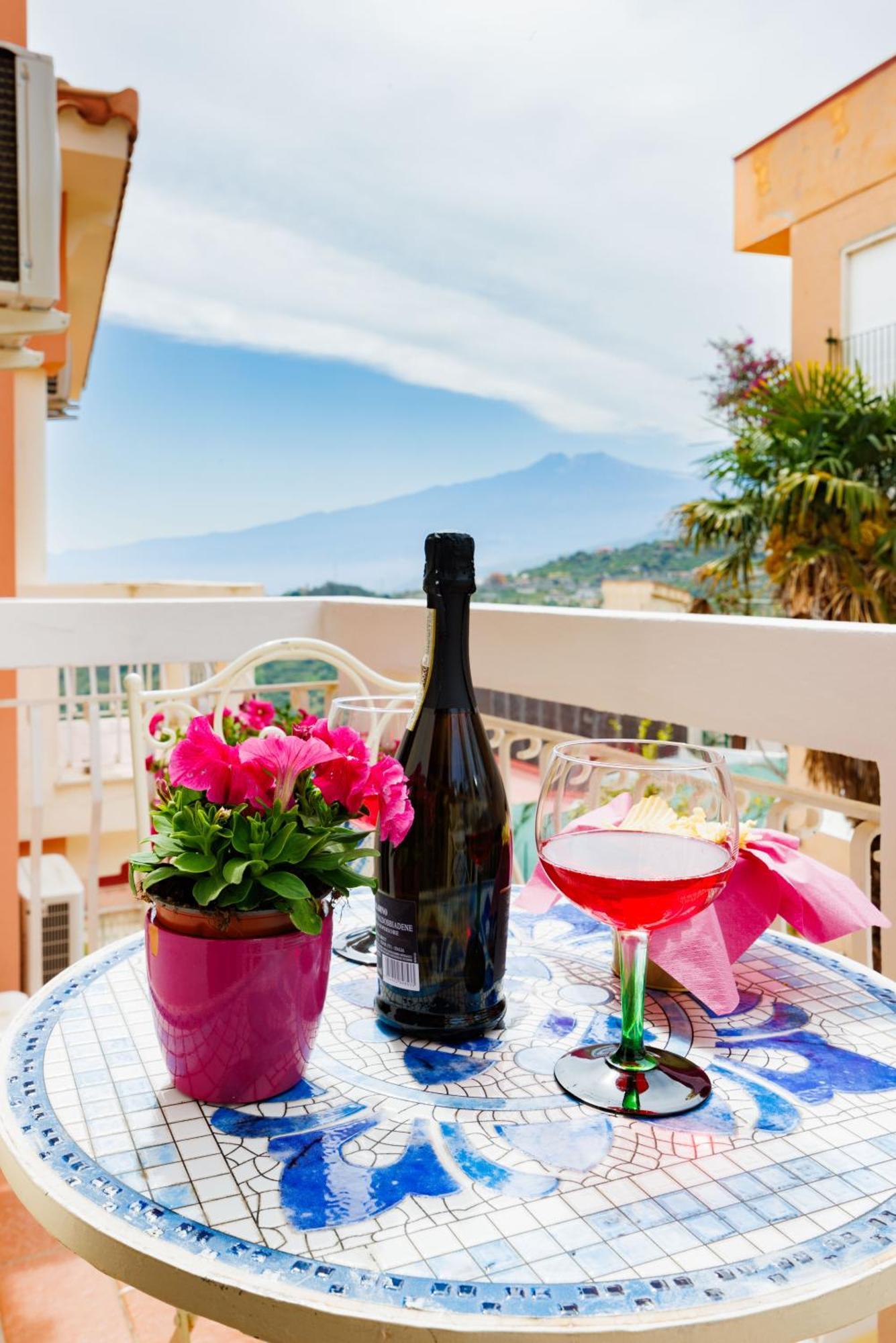 Casa Vacanze Marilyn Taormina Kültér fotó
